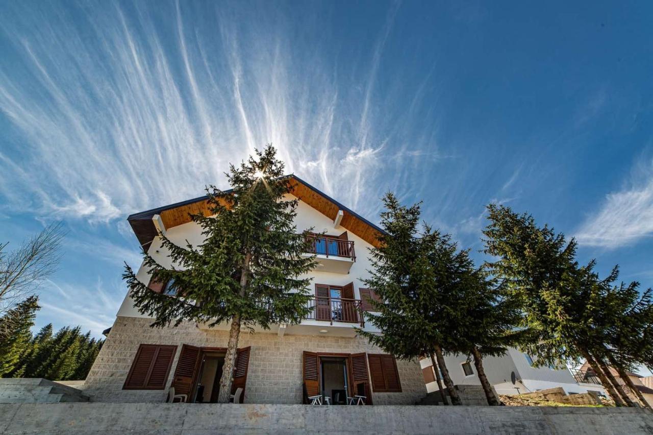 Turisticki Apartmani “Kraljeva Stolica” ชาเบลียค ภายนอก รูปภาพ