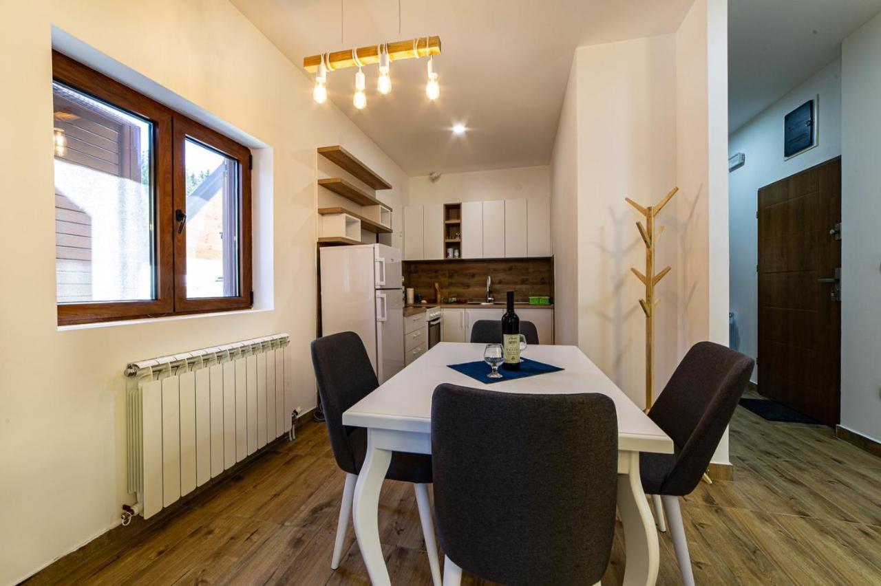 Turisticki Apartmani “Kraljeva Stolica” ชาเบลียค ภายนอก รูปภาพ