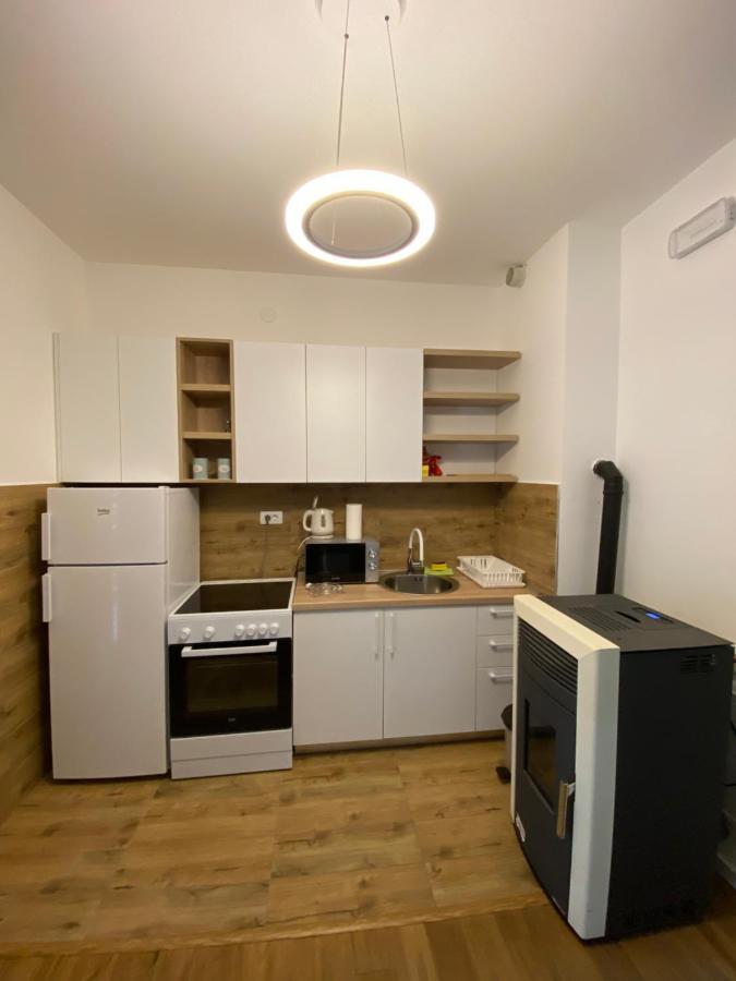 Turisticki Apartmani “Kraljeva Stolica” ชาเบลียค ภายนอก รูปภาพ